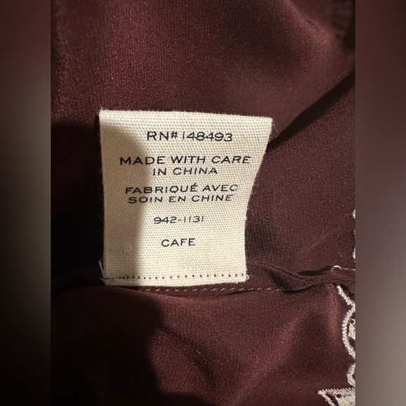 Doen Kira Top in Cafe - Picture 7 of 7